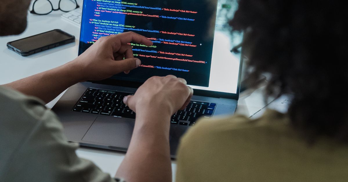 5 Experts Call Out the Hypocrisy of Platforms Claiming to Lead Top Cloud Native Open Source Projects